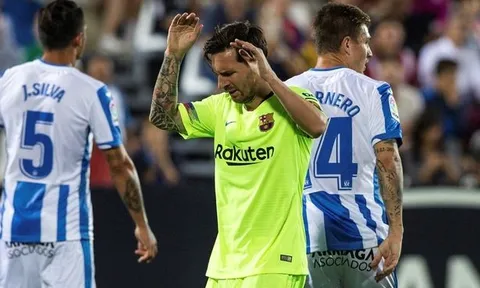 Chấn động ở Barca: Cứ tưởng không thể đụng tới, Messi bị HLV Valverde 'vuốt mặt'