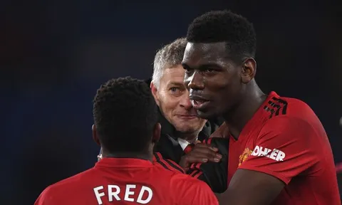 Solskjaer hé lộ 3 phương án dùng Paul Pogba