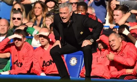 Mourinho chọn Chelsea là một trong ba ứng cử viên vô địch, loại M.U
