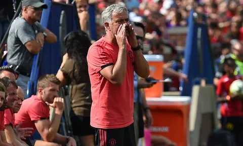 Man Utd giành 'pole' trong cuộc đua tranh sao Napoli