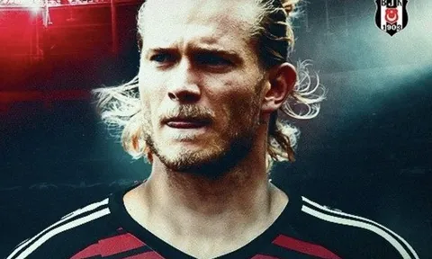 CHÍNH THỨC: Loris Karius rời Liverpool
