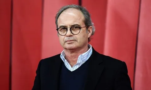 Man Utd tìm được giám đốc thể thao lý tưởng, không phải Van de Sar