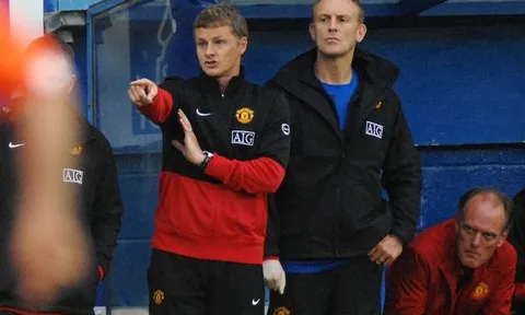 Trang chủ Man Utd 'nhá hàng', tung video xác nhận tân HLV
