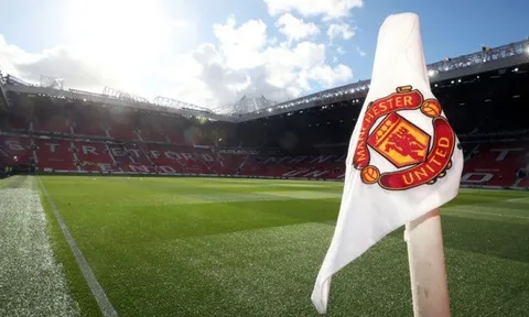 Thi đấu tệ hại, Man Utd vẫn có doanh thu kỷ lục trong năm 2018