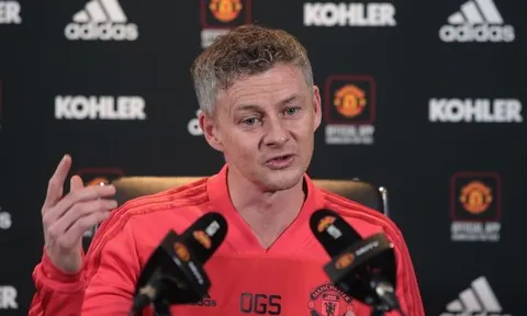 Solskjaer xác nhận 2 'sao bự' đá chính trước Reading