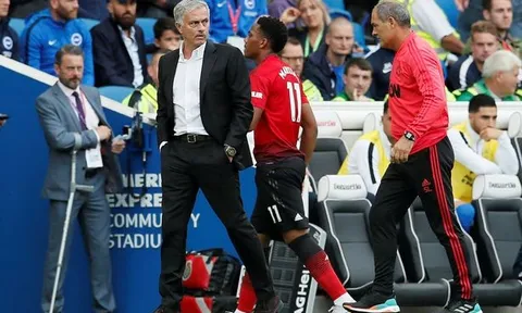 LỘ bằng chứng quan hệ rạn nứt giữa Martial và Mourinho