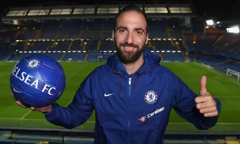 01h00 ngày 28/01, Chelsea vs Sheffield Wednesday: Higuain ra mắt?