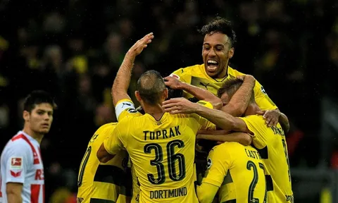 01h30 ngày 21/09: Hamburg vs Dortmund: Công cùn đấu thủ cường