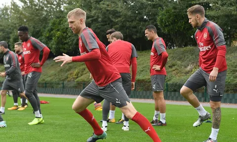 Chơi thiếu ý tưởng, Arsenal nhọc nhằn giữ lại 3 điểm trên sân Emirates