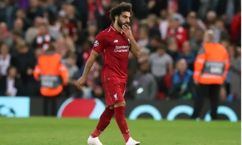 Mohamed Salah hóa tội đồ, Liverpool vẫn vượt khó đoạt 3 điểm phút bù giờ