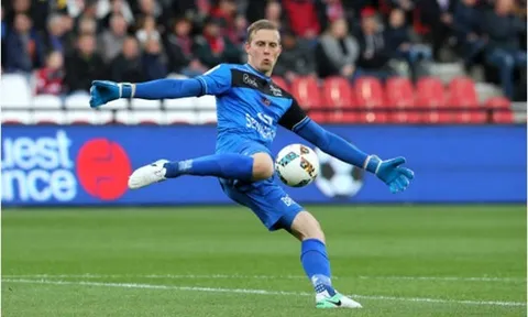 Không được ra sân, Mata phản ứng khó tin với De Gea sau trận Tottenham