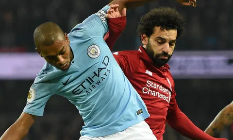 Fernandinho gửi Liverpool: "Sẽ là không dễ để đứng trên đỉnh BXH"