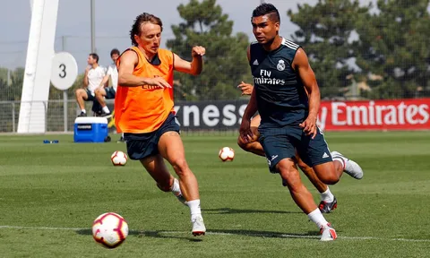 NÓNG: Neymar XÚI GIỤC David Luiz rời Stamford Bridge