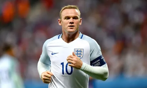 'Đục nước béo cò', Valencia ủ mưu loại M.U từ vòng bảng Champions League