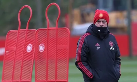 Đôn thúc học trò tập luyện, Jose Mourinho lộ 'bài'