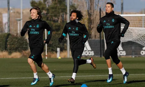 Đá trận "thủ tục" với Dortmund, Real vẫn chuẩn bị nghiêm túc
