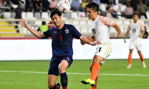 Thầy trò Rajevac bị "làm nhục", báo Thái Lan và CĐV muốn Kiatisak trở lại