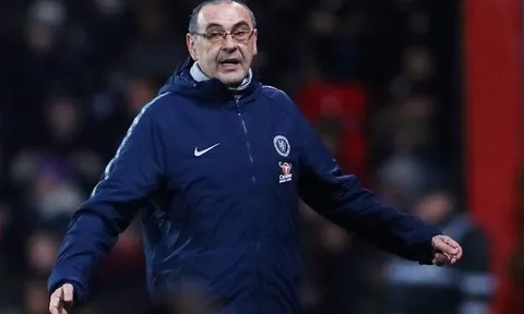 HLV Sarri: "Tôi không hiểu tại sao các cầu thủ lại chơi như vậy"