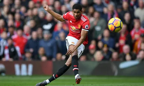 Rashford lên tiếng chỉ cách để United ghi "không chỉ một bàn" vào lưới Liverpool