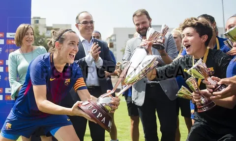 Đội nữ Barcelona vô địch Copa Catalunya