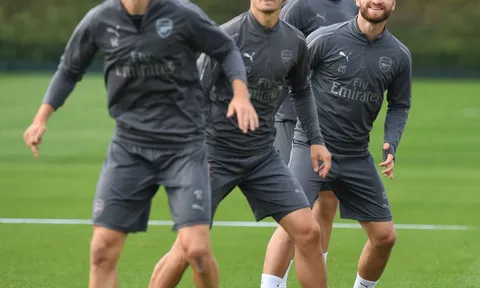 Toni Kroos trở lại tập luyện