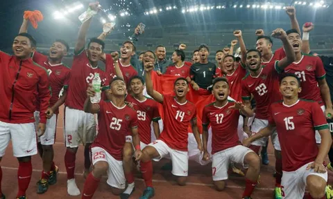 10 bàn thắng khiến bạn phải ‘sốc’ nặng