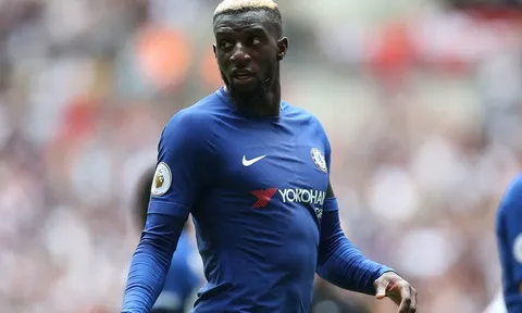 10 cầu thủ bị cảnh cáo nhiều nhất Ngoại hạng Anh: Bom tấn Chelsea góp mặt