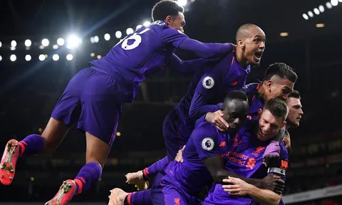 10 khoảnh khắc ấn tượng nhất vòng 11 Premier League: Chiến binh trở lại