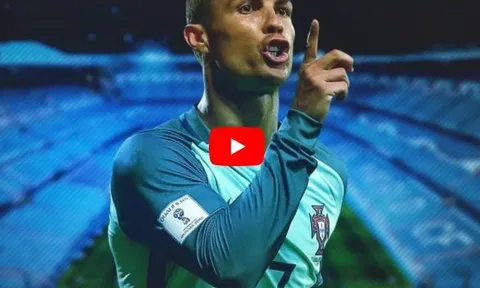 10 khoảnh khắc Cristiano Ronaldo biến các hậu vệ đẳng cấp thành 'thợ học việc'