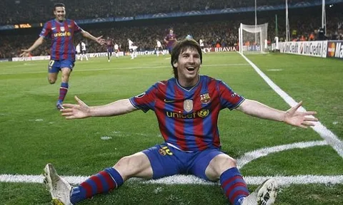 10 khoảnh khắc làm nên tên tuổi Lionel Messi