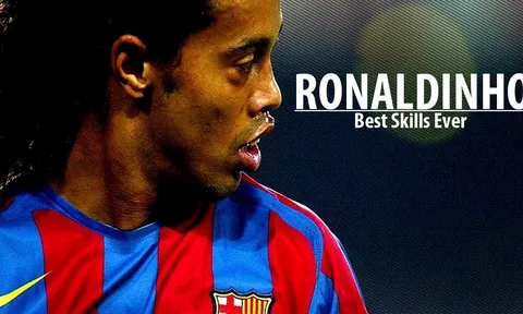 10 màn trình diễn không tưởng của Ronaldinho