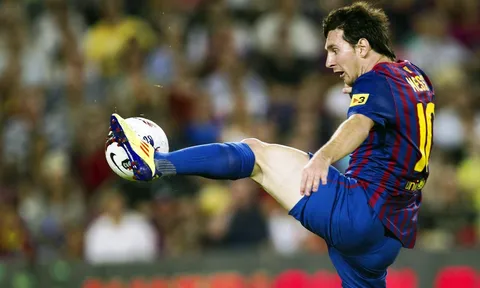 10 pha kiến tạo 1 chạm đẳng cấp của Lionel Messi