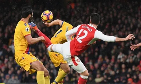 10 siêu phẩm của Arsenal mùa giải 2016/17