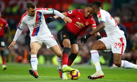 10 thống kê ấn tượng vòng 13 Premier League: Tệ hại M.U; Đáng sợ Salah!
