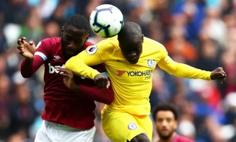 Gary Neville chỉ ra lý do khiến Chelsea gặp khó trước West Ham