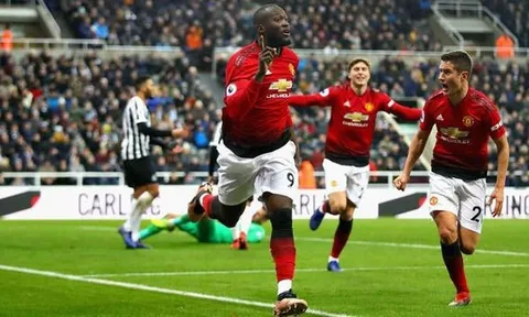 "Solskjaer là bậc thầy của việc thay người"