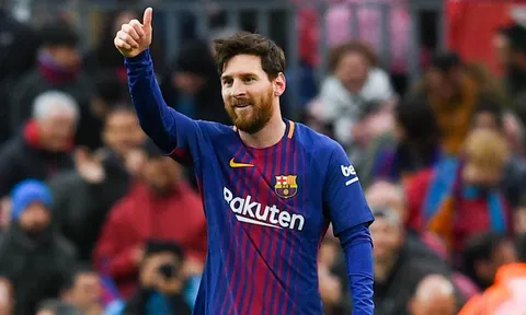Có thể Ronaldo muốn Messi đến Ý nhưng một người thì không