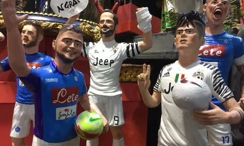 Đại chiến Napoli - Juventus phiên bản các ngôi sao búp bê