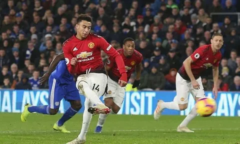 Hủy diệt Cardiff, Man Utd vẫn bị chuyên gia chỉ trích
