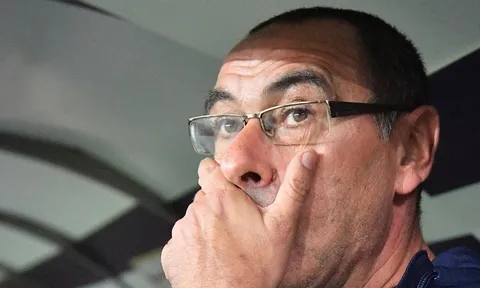 HLV Sarri khích tướng học trò trước màn tái đấu Man City