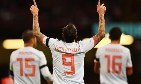 Người thừa của Barca tỏa sáng, Tây Ban Nha thắng hủy diệt xứ Wales trên sân khách