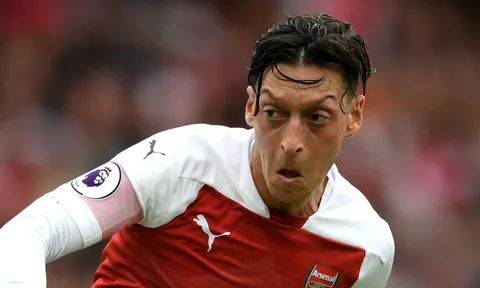 Những cầu thủ 'mắn' bàn thắng nhất Premier League 2018/19: Trung vệ Brighton số 1