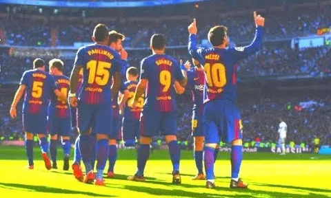 20 bàn thắng khắc họa Barcelona năm 2017