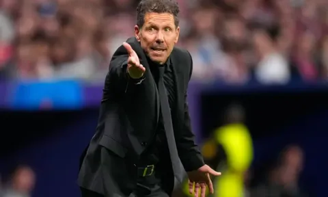 Hòa 1-1, Simeone tin Arsenal đang hụt hơi