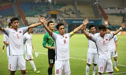 Cầu thủ U23 VN tặng 250 triệu đồng cho đội nữ Việt Nam