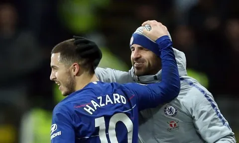 Cựu sao Chelsea tiết lộ về tương lai của Eden Hazard