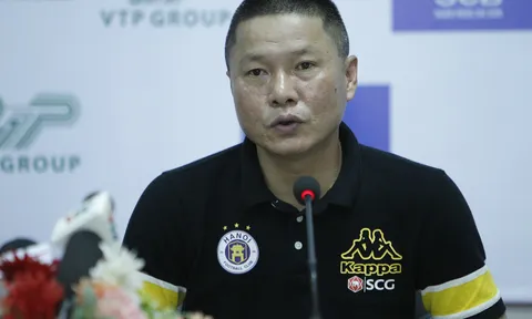 HLV Hà Nội chê Bình Dương không dám chơi bóng đá đẹp
