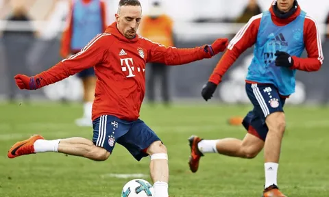 Franck Ribery chính thức trở lại và mạnh mẽ hơn xưa