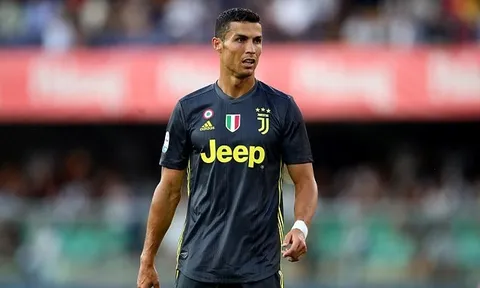 HLV Allegri khẳng định Ronaldo chưa chắc suất trong đội hình chính
