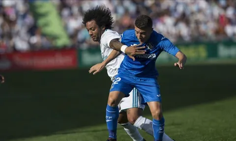 "Tiểu Pharaoh" El Shaarawy tích cực luyện dứt điểm